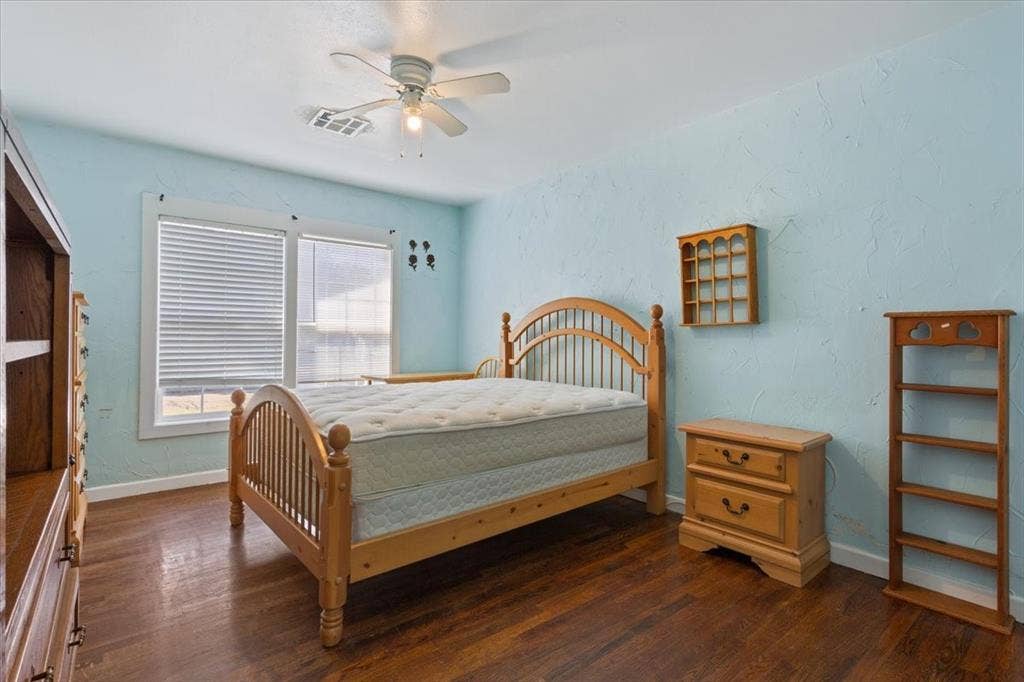4617 Colonial Avenue, Waco, TX 76710 4617 Colonial Avenue, Waco, TX 76710