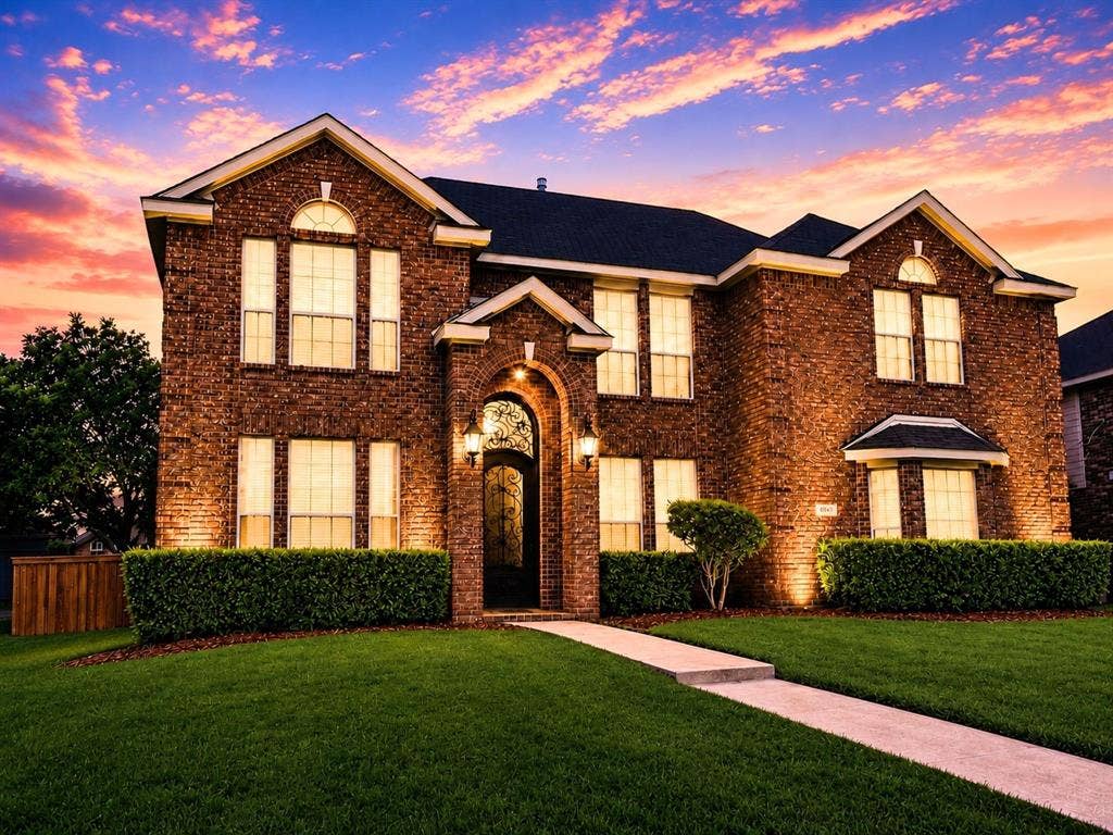 404 Mountain Place, DeSoto, TX 75115