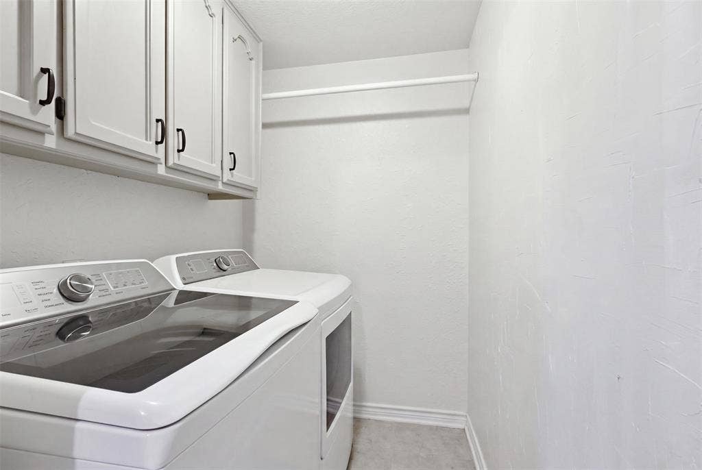 3811 Helmsford Drive, Arlington, TX 76016 3811 Helmsford Drive, Arlington, TX 76016