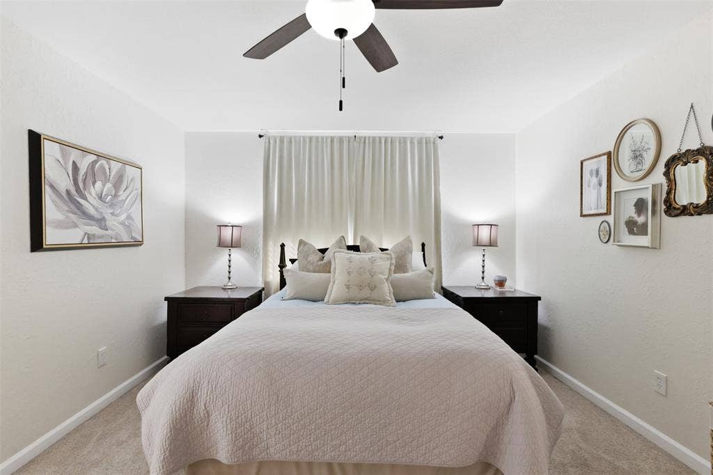 3811 Helmsford Drive, Arlington, TX 76016 3811 Helmsford Drive, Arlington, TX 76016