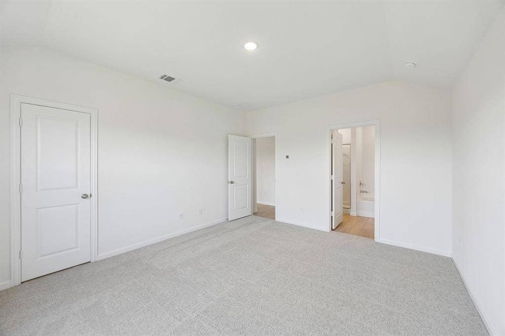 839 Hillcrest Boulevard, Princeton, TX 75407 Representative (14)