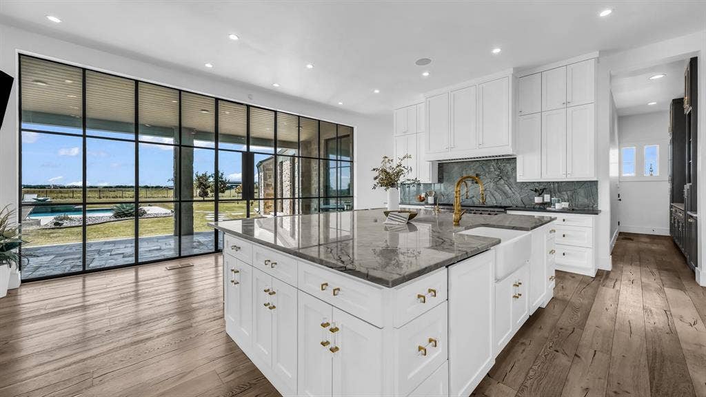 11802 E Rocky Creek Road, Crowley, TX 76036 11802 E Rocky Creek Road, Crowley, TX 76036