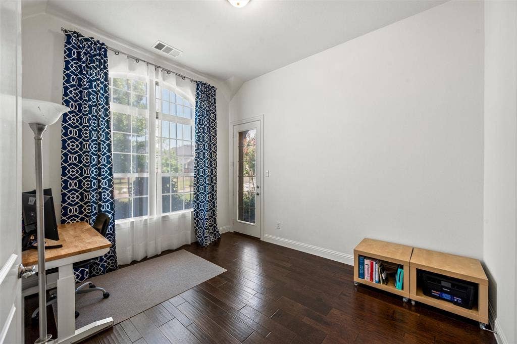 7208 Haven Court, Irving, TX 75063 7208 Haven Court, Irving, TX 75063