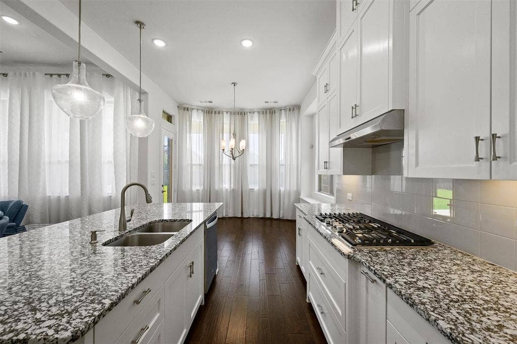 7208 Haven Court, Irving, TX 75063 7208 Haven Court, Irving, TX 75063