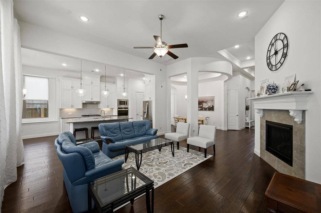 7208 Haven Court, Irving, TX 75063 7208 Haven Court, Irving, TX 75063