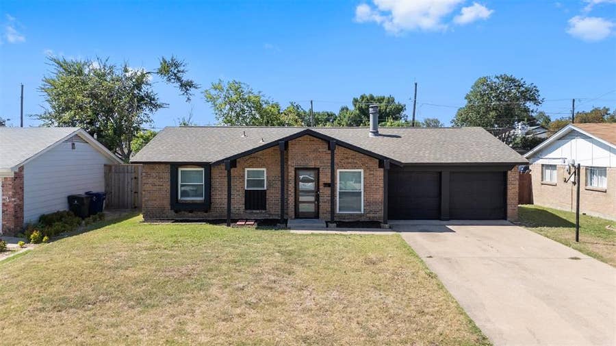 Property photo for 4314 Hillsdale Lane, Garland, TX