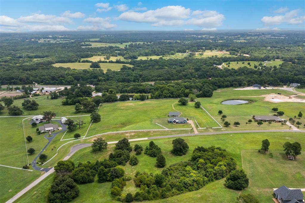 6870 Shore Crest Way, Athens, TX 75752 6870 Shore Crest Way, Athens, TX 75752