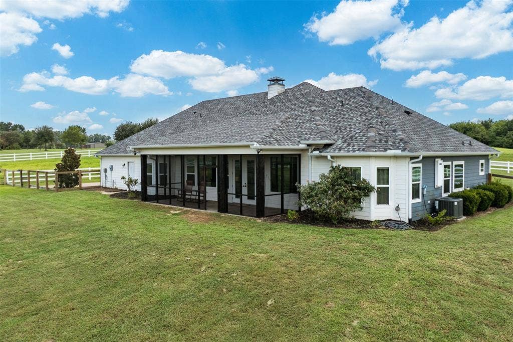 6870 Shore Crest Way, Athens, TX 75752 6870 Shore Crest Way, Athens, TX 75752