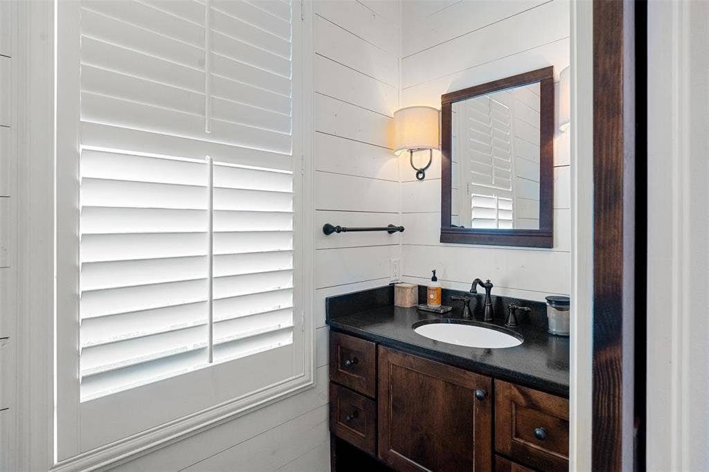 6870 Shore Crest Way, Athens, TX 75752 6870 Shore Crest Way, Athens, TX 75752
