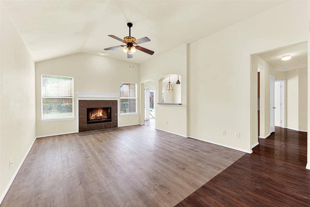 9005 Warren Drive, McKinney, TX 75071 9005 Warren Drive, McKinney, TX 75071
