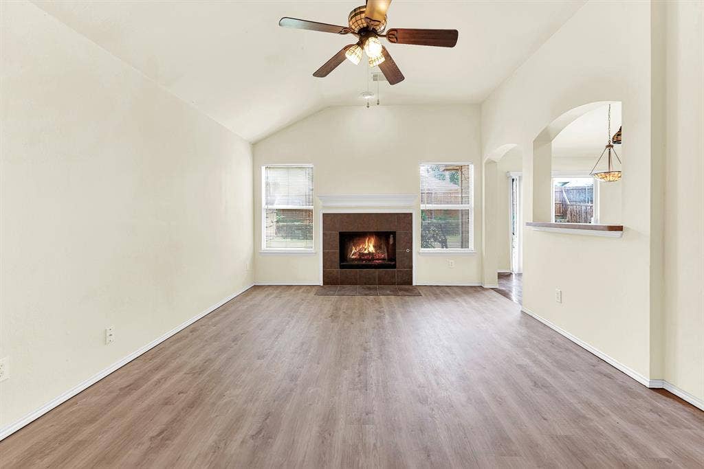 9005 Warren Drive, McKinney, TX 75071 9005 Warren Drive, McKinney, TX 75071