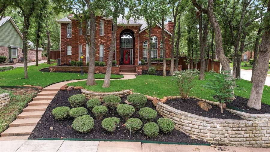 Property photo for 2805 Pine View Drive, Grapevine, TX