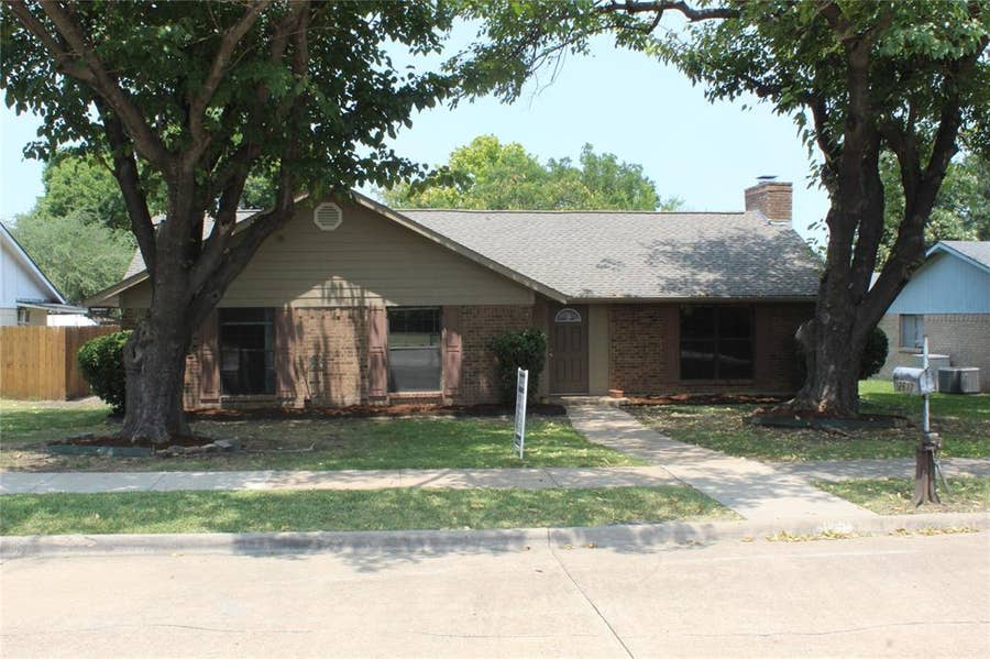 Property photo for 2617 Raintree Drive, Plano, TX