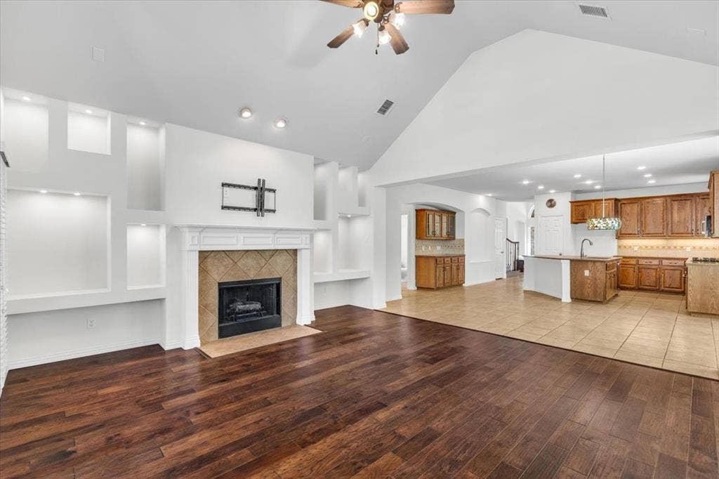 6421 Double Creek Road, Frisco, TX 75035 6421 Double Creek Road, Frisco, TX 75035