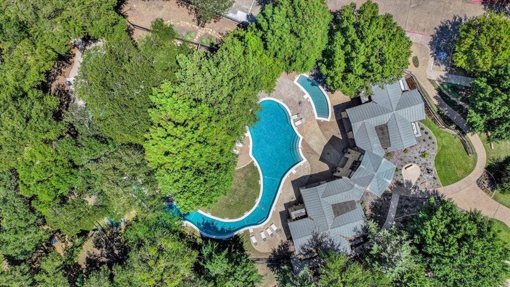 6421 Double Creek Road, Frisco, TX 75035 6421 Double Creek Road, Frisco, TX 75035
