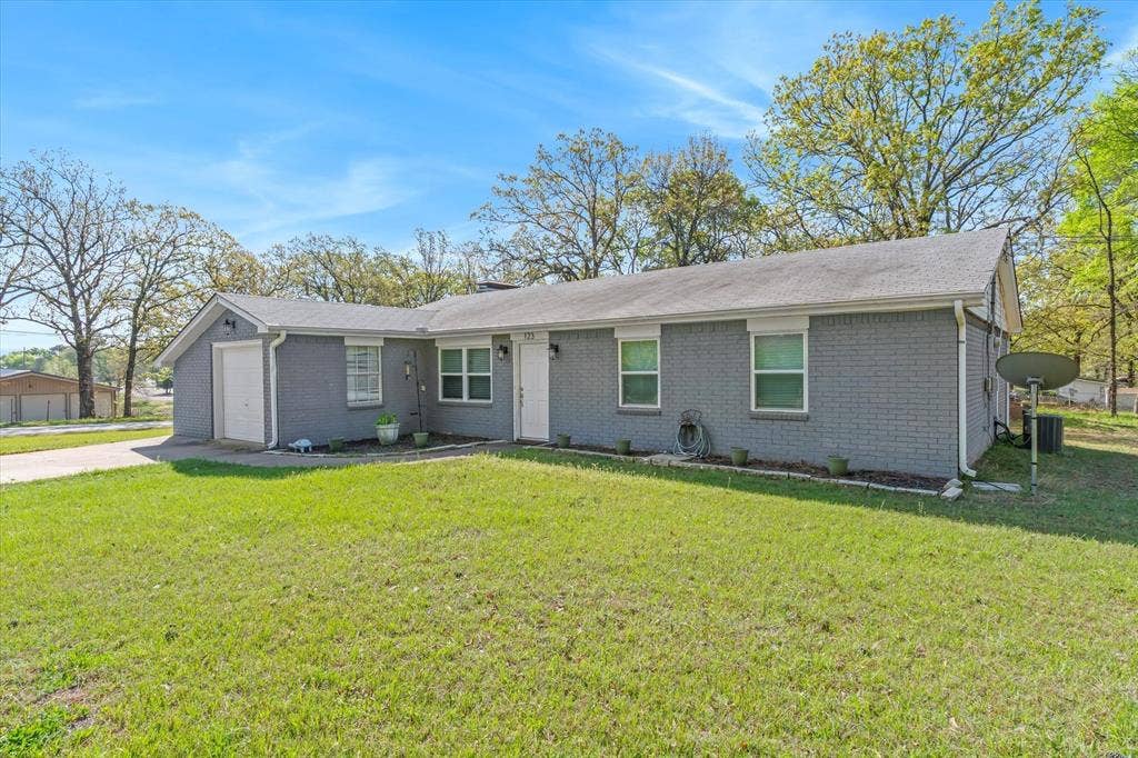 123 Harmon Road, Gun Barrel City, TX 75156 123 Harmon Road, Gun Barrel City, TX 75156