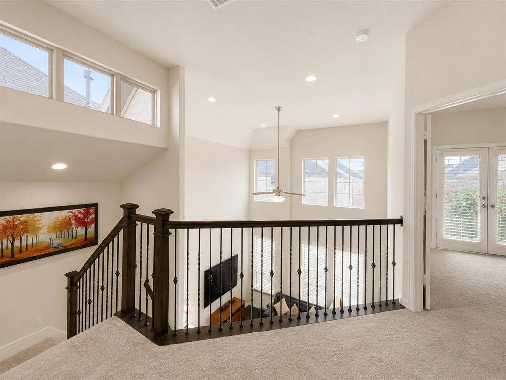 427 Renaissance Lane, Irving, TX 75060