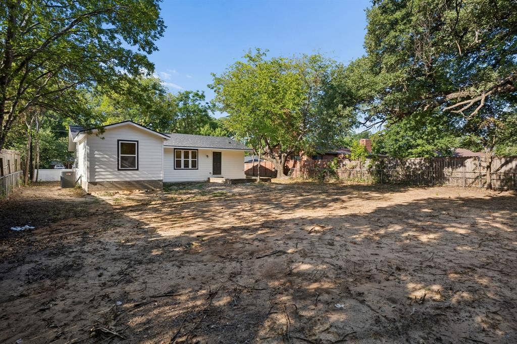238 Oakwood Circle, Shady Shores, TX 76208 238 Oakwood Circle, Shady Shores, TX 76208