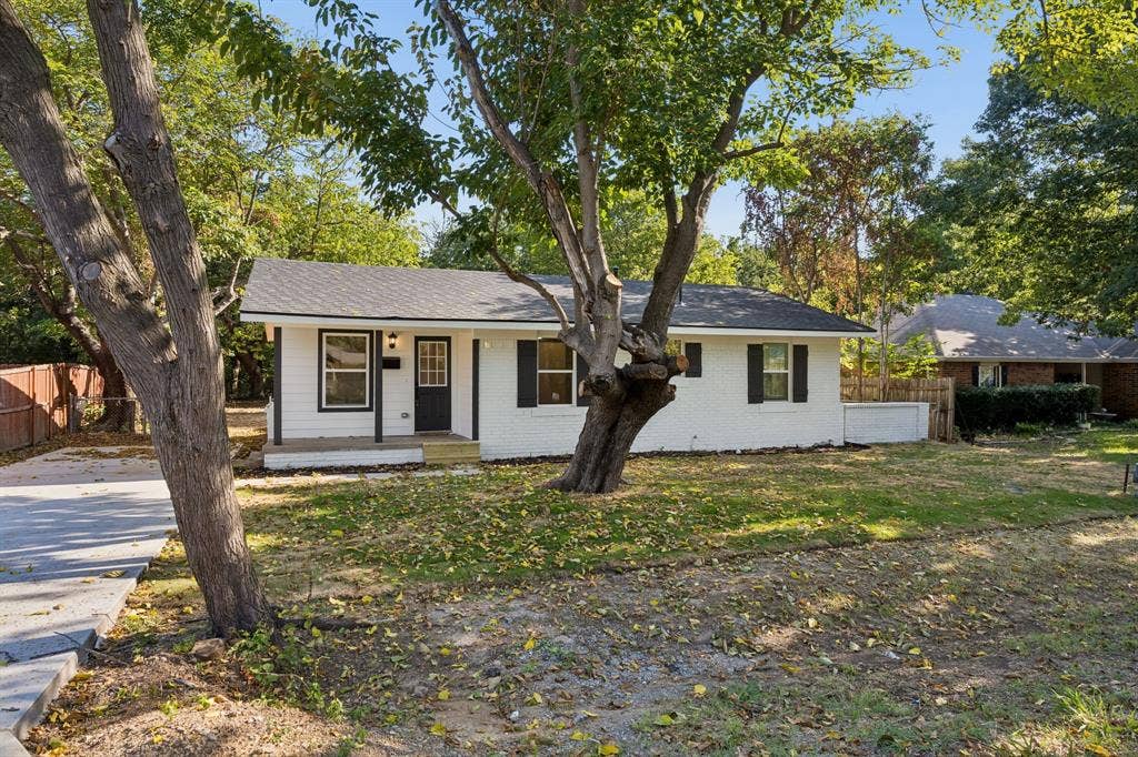 238 Oakwood Circle, Shady Shores, TX 76208 238 Oakwood Circle, Shady Shores, TX 76208