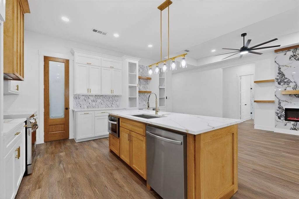 4737 Pine Ridge Court, Athens, TX 75752 4737 Pine Ridge Court, Athens, TX 75752