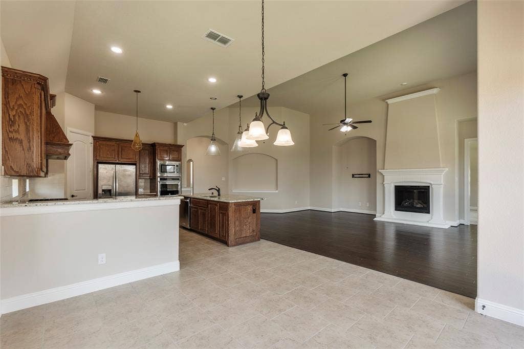 4802 Comstock Way, Mansfield, TX 76063 4802 Comstock Way, Mansfield, TX 76063