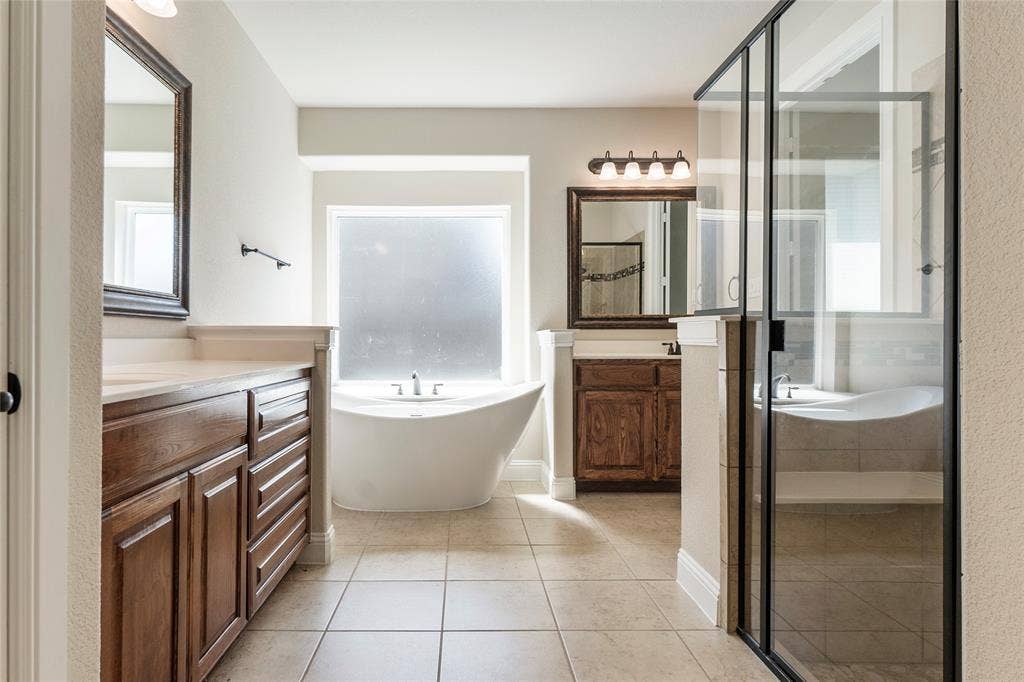 4802 Comstock Way, Mansfield, TX 76063 4802 Comstock Way, Mansfield, TX 76063