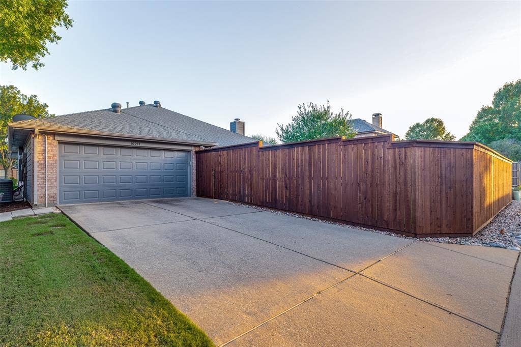 10914 Turtle Creek Lane, Frisco, TX 75035 10914 Turtle Creek Lane, Frisco, TX 75035