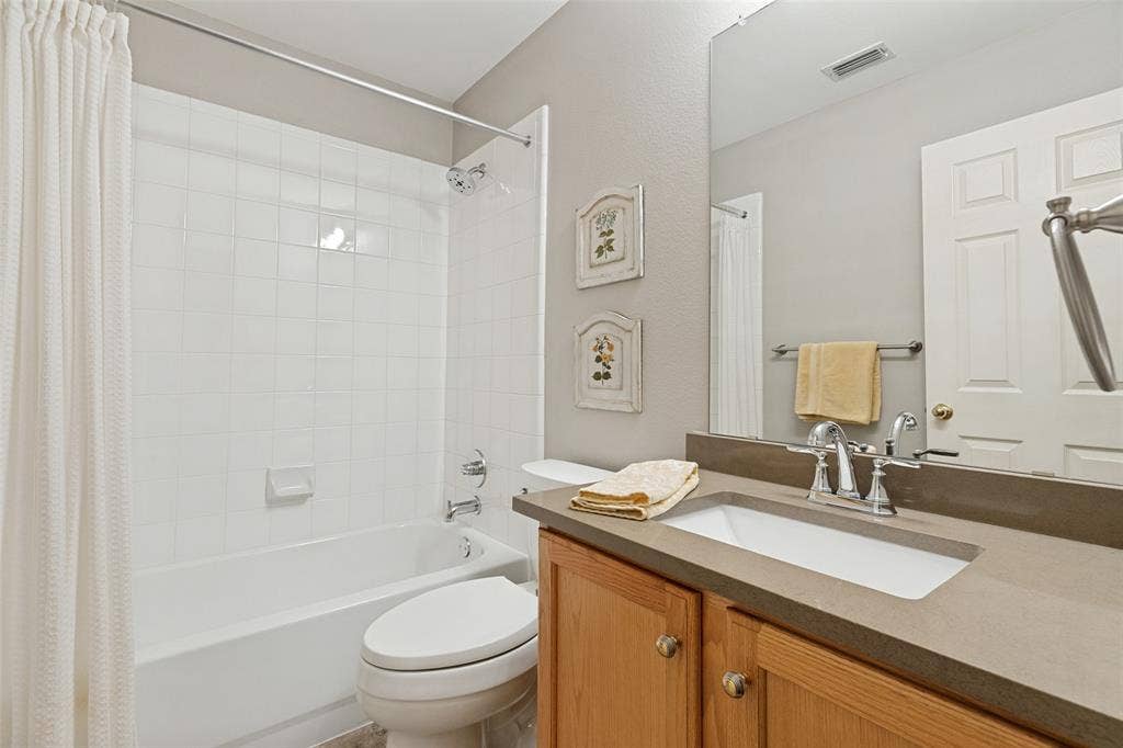 10914 Turtle Creek Lane, Frisco, TX 75035 10914 Turtle Creek Lane, Frisco, TX 75035
