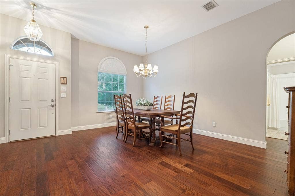10914 Turtle Creek Lane, Frisco, TX 75035 10914 Turtle Creek Lane, Frisco, TX 75035
