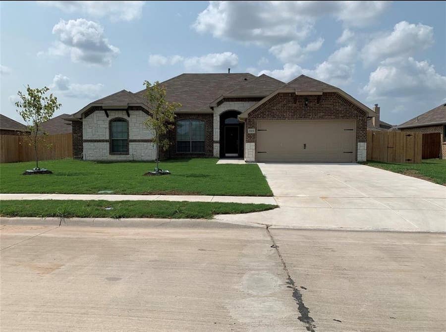 Property photo for 1925 Green Terrace Drive, Royse City, TX