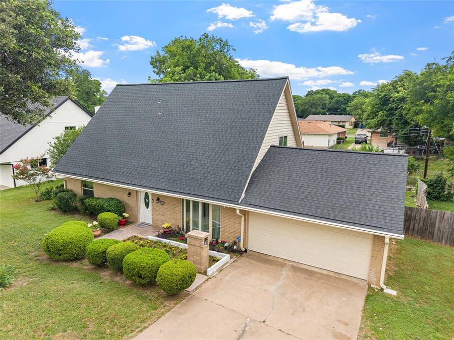 Property photo for 6930 Trailcrest Drive, Dallas, TX