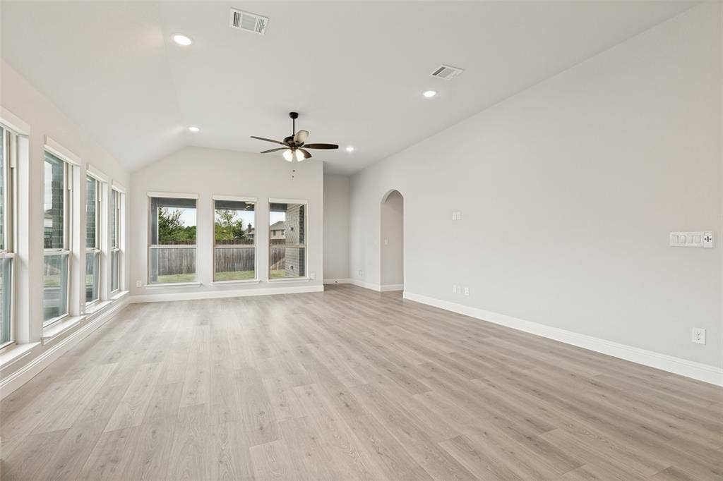 5405 Pooley Lane, McKinney, TX 75071 5405 Pooley Lane, McKinney, TX 75071