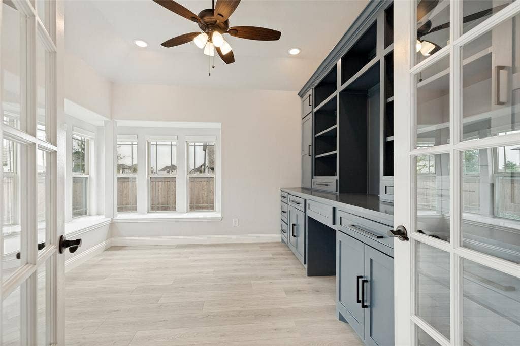 5405 Pooley Lane, McKinney, TX 75071 5405 Pooley Lane, McKinney, TX 75071