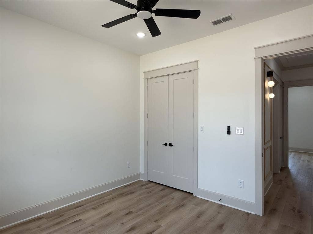 17038 Woodcrest Circle, Lindale, TX 75771 17038 Woodcrest Circle, Lindale, TX 75771