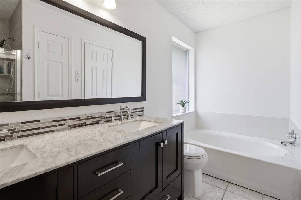 1020 Bayfield Drive, Denton, TX 76209 1020 Bayfield Drive, Denton, TX 76209