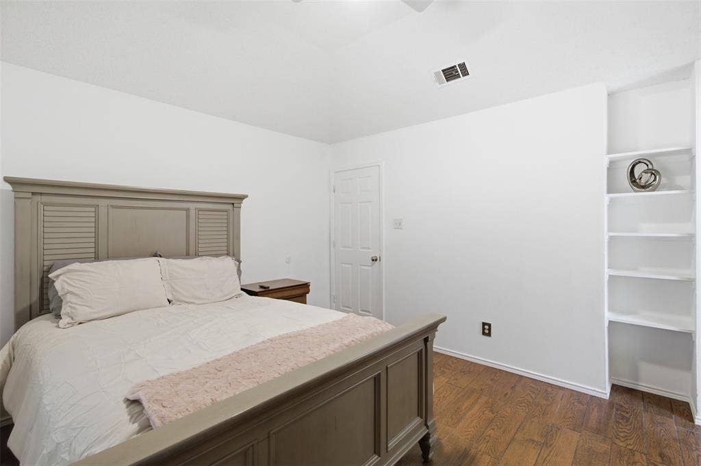 1020 Bayfield Drive, Denton, TX 76209 1020 Bayfield Drive, Denton, TX 76209