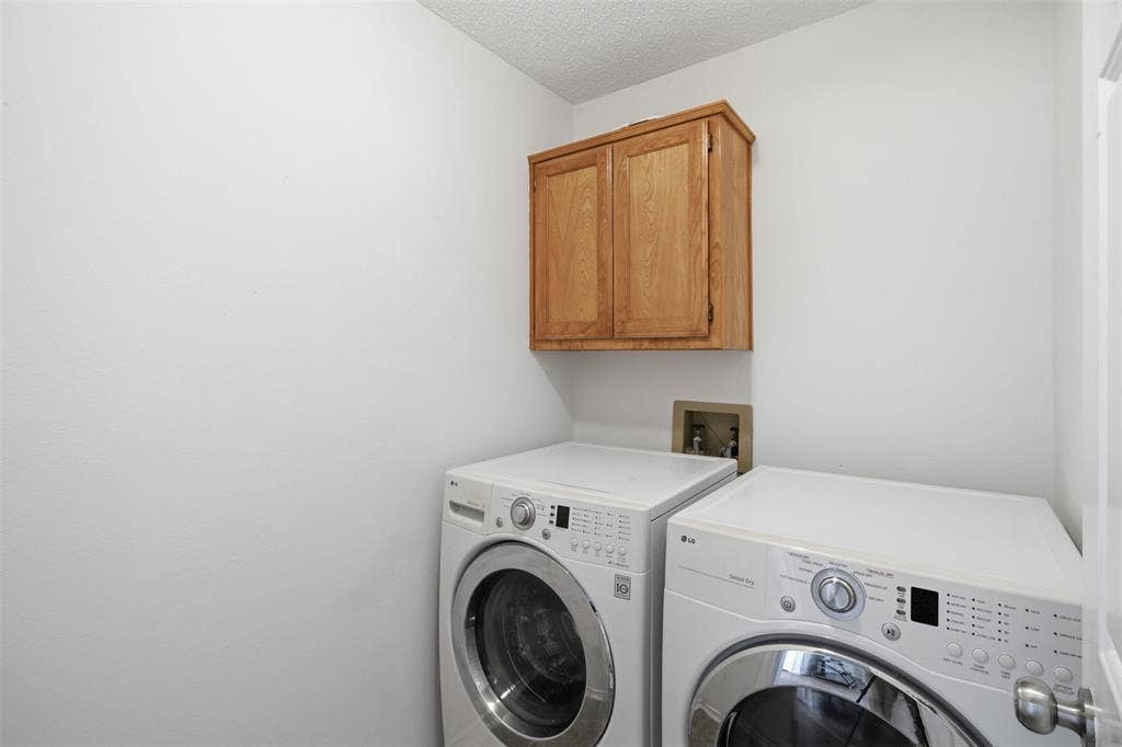 1020 Bayfield Drive, Denton, TX 76209 1020 Bayfield Drive, Denton, TX 76209