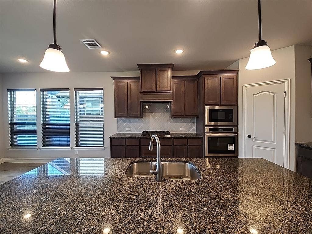 1420 Milton Lane, McKinney, TX 75071 1420 Milton Lane, McKinney, TX 75071