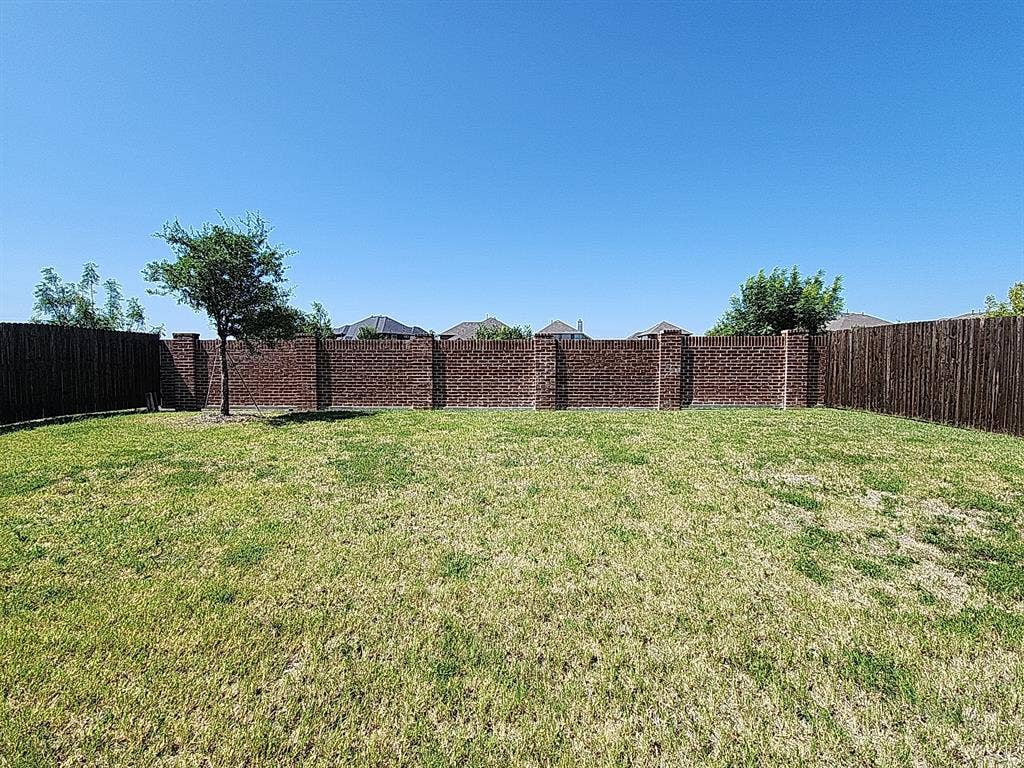 1420 Milton Lane, McKinney, TX 75071 1420 Milton Lane, McKinney, TX 75071