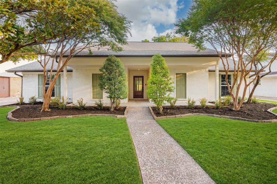 Property photo for 408 Forest Grove Drive, Richardson, TX