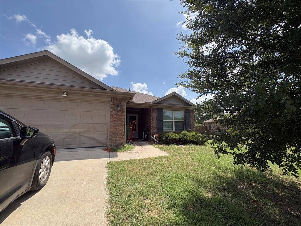 244 Walnut Bend Road, Springtown, TX 76082 244 Walnut Bend Road, Springtown, TX 76082