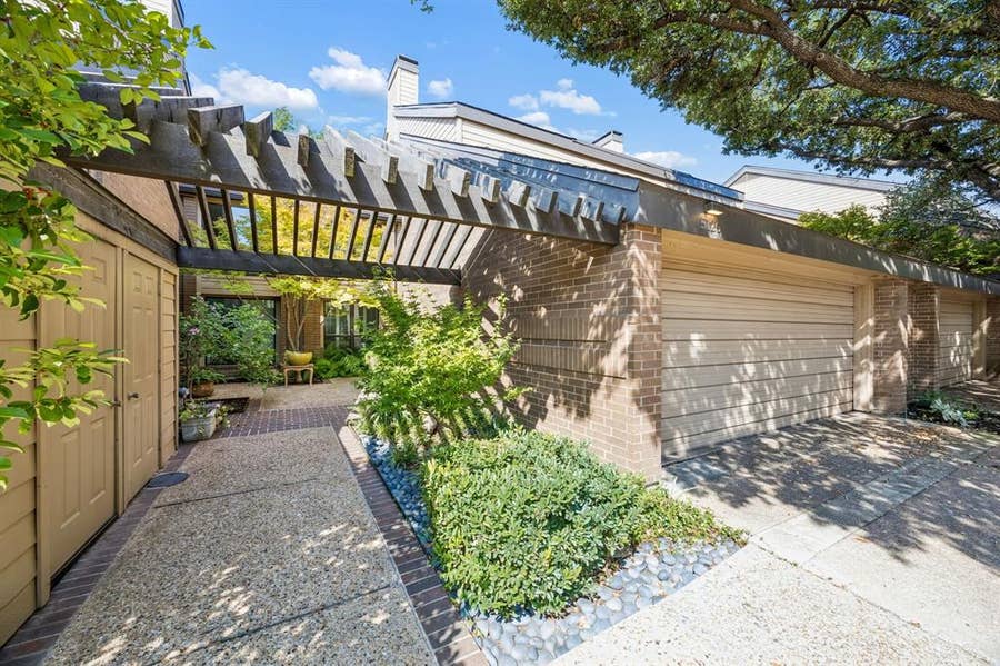 Property photo for 5126 Westgrove Drive, #5126, Dallas, TX