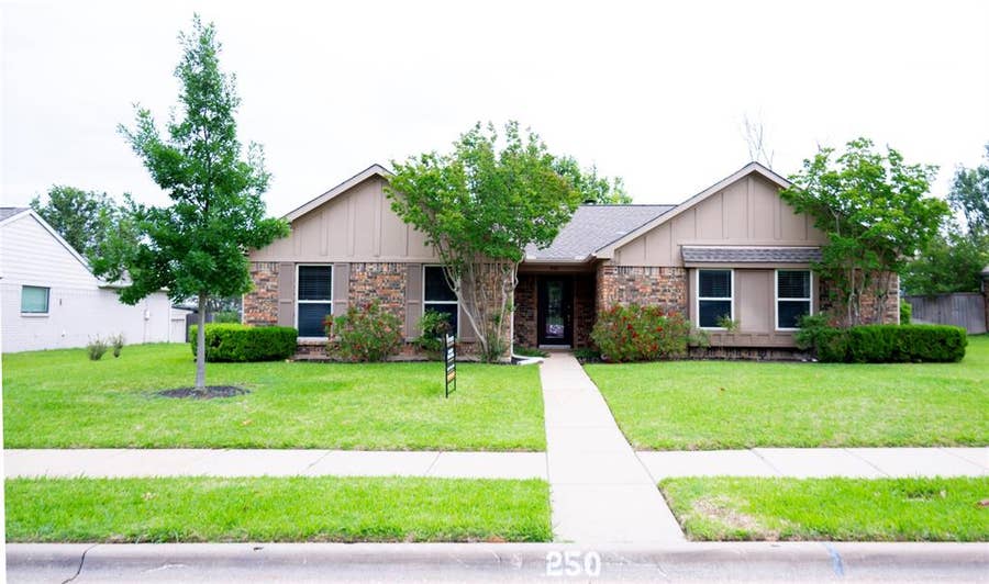 Property photo for 250 Barclay Avenue, Coppell, TX