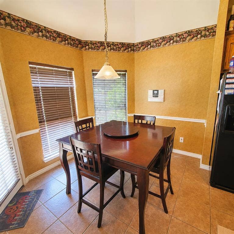 Breakfast Nook