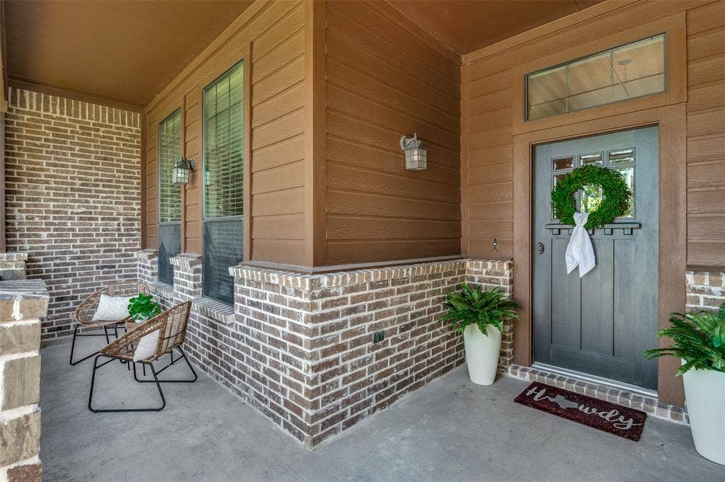 311 Covington Lane, Ovilla, TX 75154 311 Covington Lane, Ovilla, TX 75154