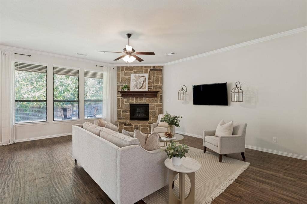 311 Covington Lane, Ovilla, TX 75154 311 Covington Lane, Ovilla, TX 75154