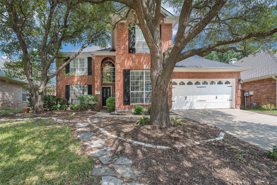 Property photo for 3208 Oak Meadow Drive, Flower Mound, TX