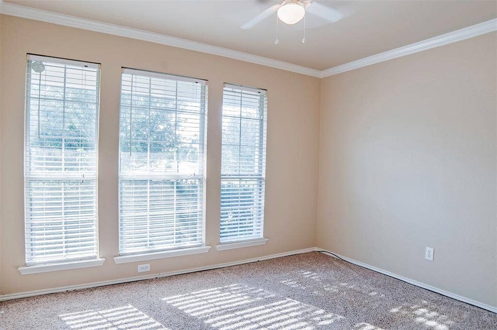 2056 Old Glory Lane, Heartland, TX 75126