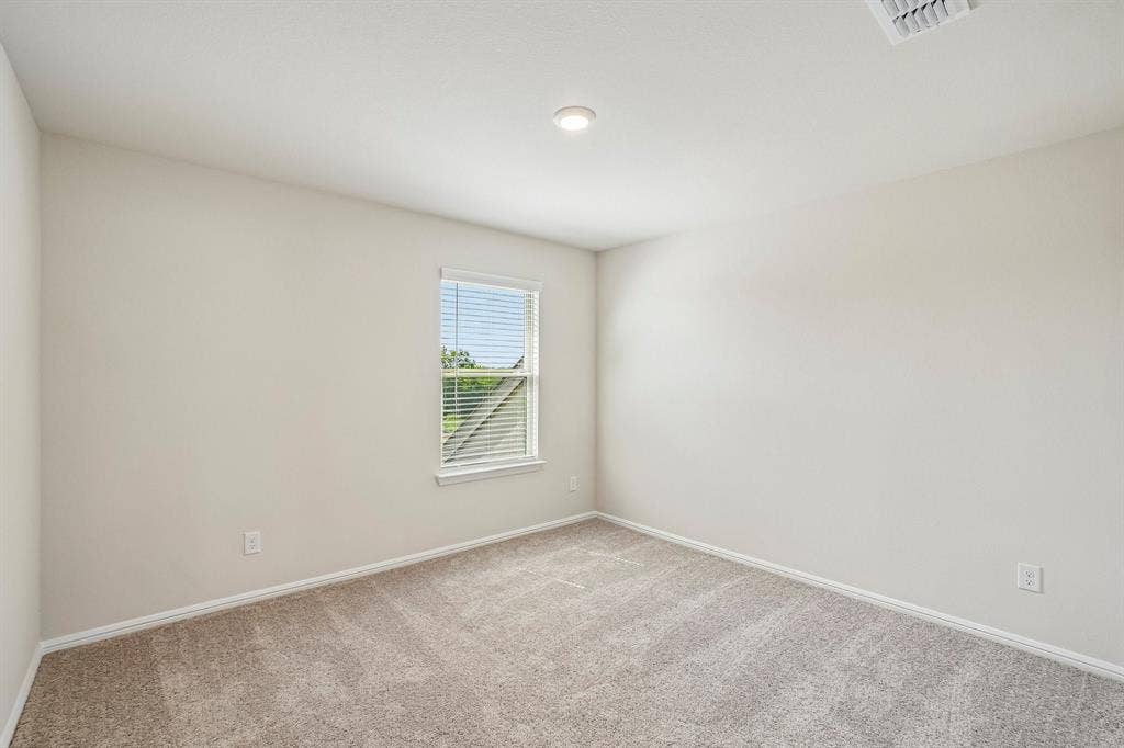 3205 Royal Forest Drive, Denton, TX 76208