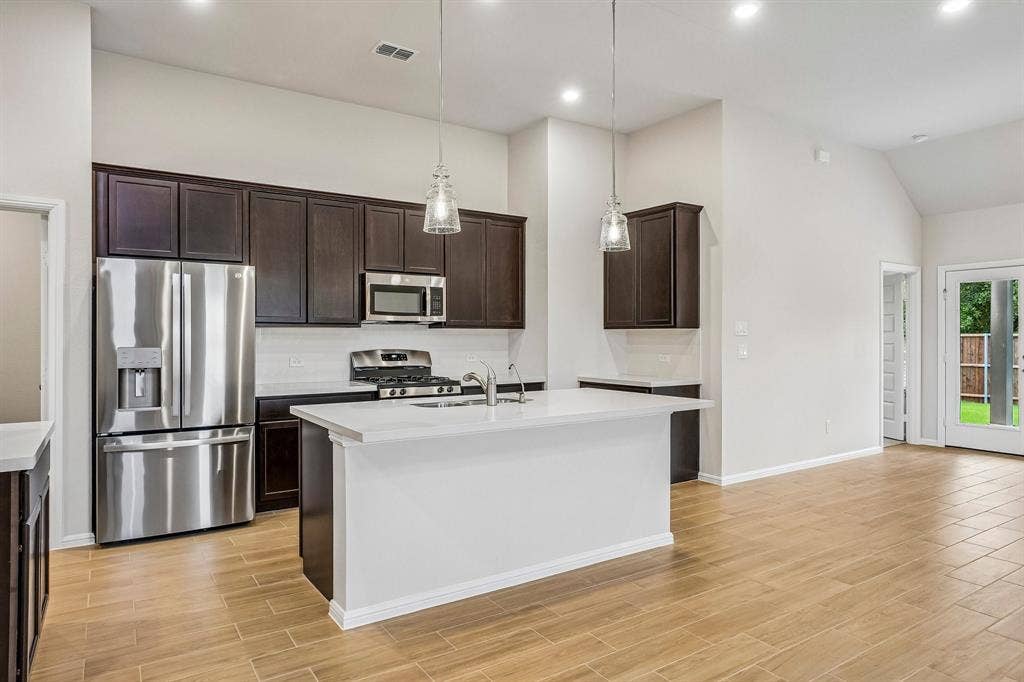 3205 Royal Forest Drive, Denton, TX 76208